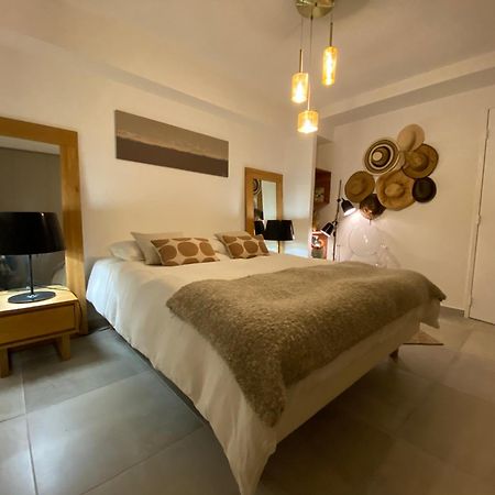 Ferienwohnung Le Jardin Cache Sanary-sur-Mer Exterior foto